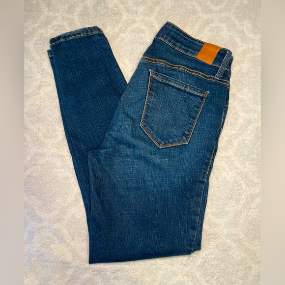 Level 99 medium wash denim pants, size 26. Excellent condition. - Picture 1 of 7
